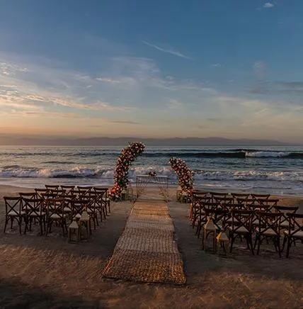 Weddings_by_Palladium_PVR_garden_blooms Garden Blooms