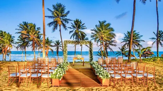 The dunes at the beach club