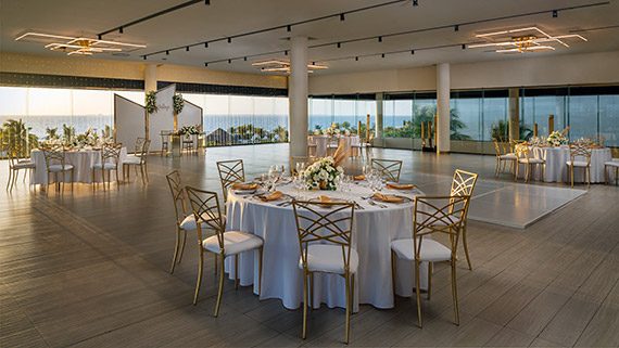 weddings-by-palladium-cmu-poseidon-glass-room Deck by the village