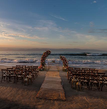 Weddings_by_Palladium_PVR_garden_blooms Garden Blooms